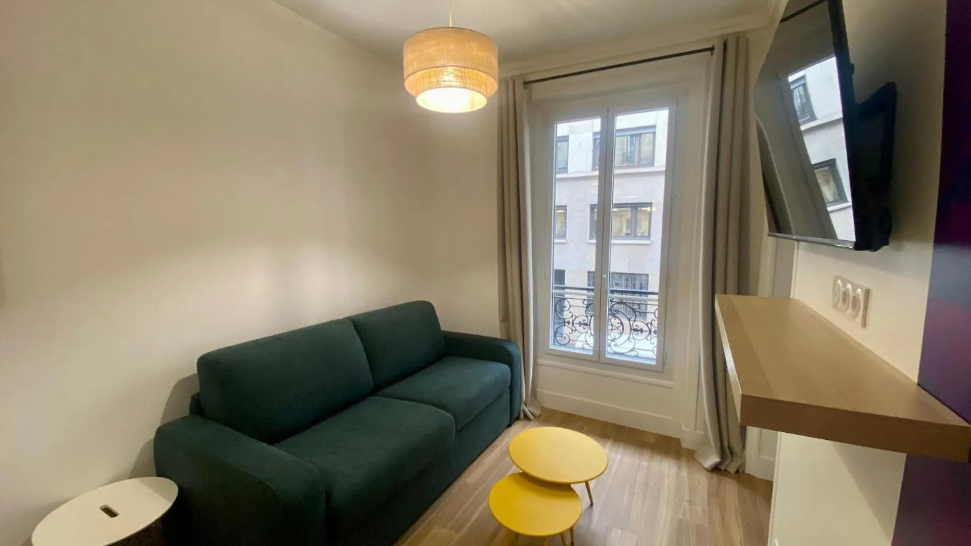 Apartman Appartement Lumineux Proche Saint-Lazare - 8P Párizs