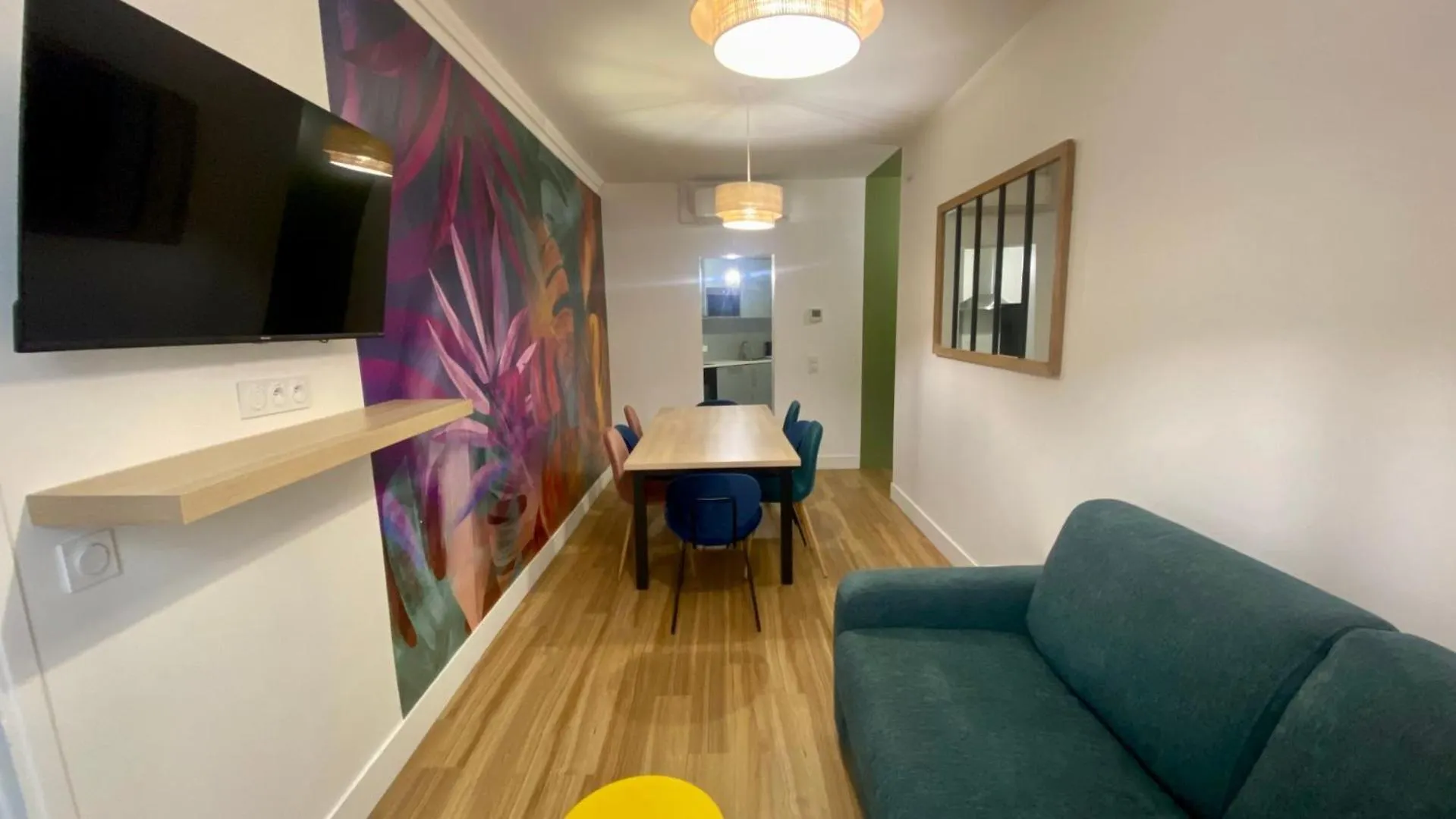 Appartement Lumineux proche de Saint-Lazare - 8P Paris