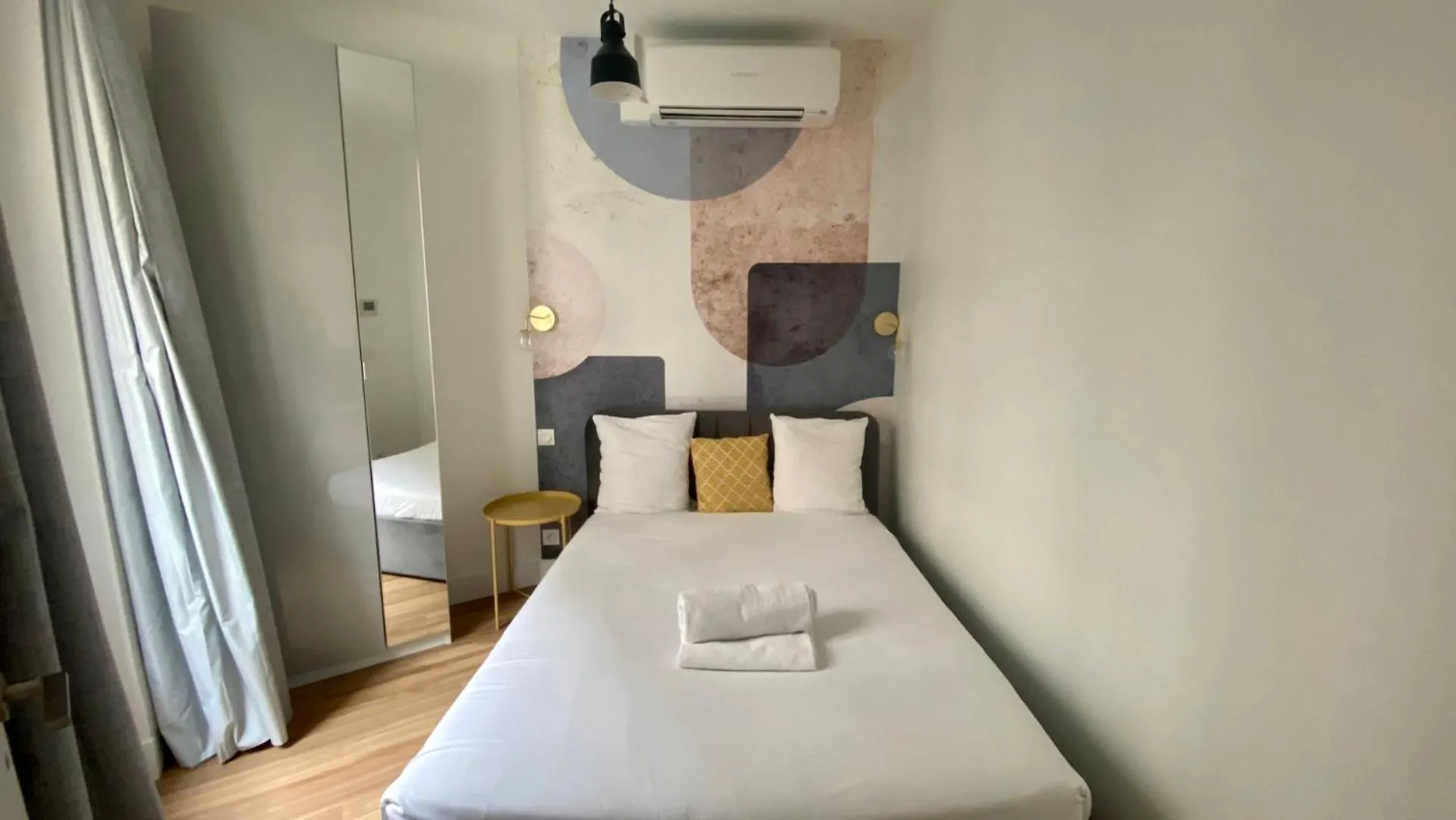 Appartement Lumineux proche de Saint-Lazare - 8P Paris
