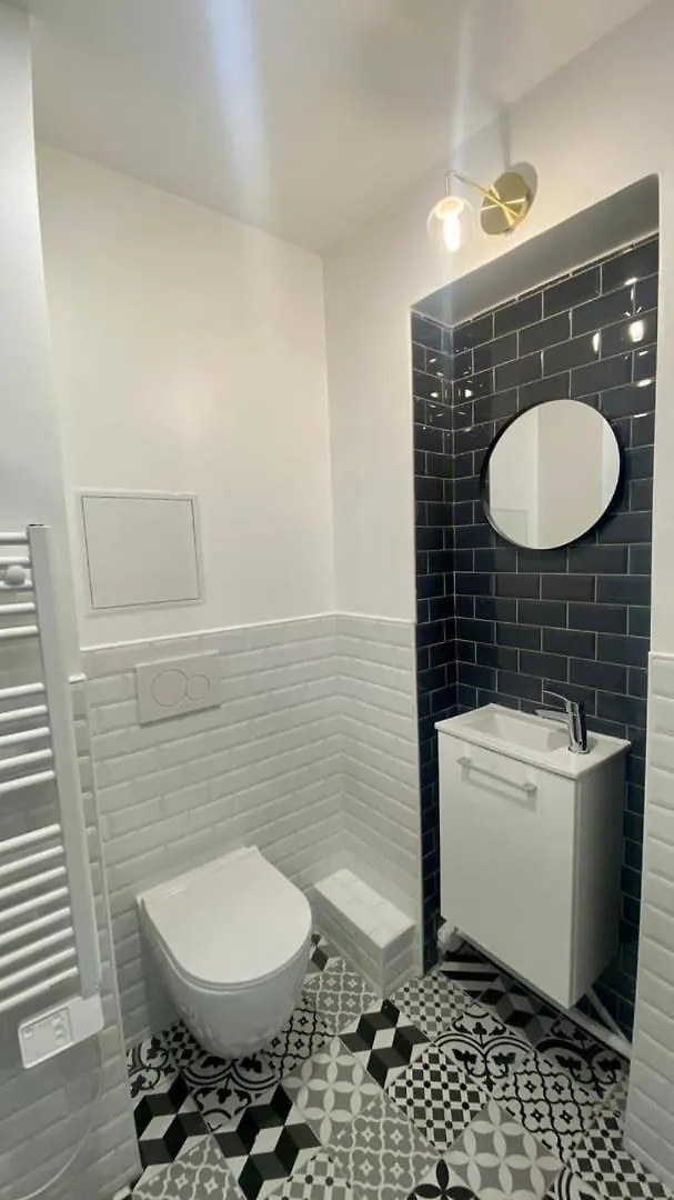 Appartement Lumineux proche de Saint-Lazare - 8P Paris
